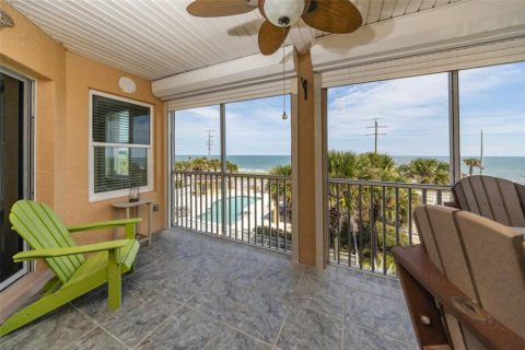 Condo in Flagler Beach, Florida, 3 bedrooms № 2393569 - photo 16
