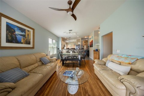 Condo in Flagler Beach, Florida, 3 bedrooms № 2393569 - photo 14