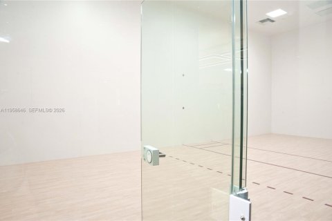 Copropriété à vendre à Miami, Floride: 36.42 m2 № 2019877 - photo 30