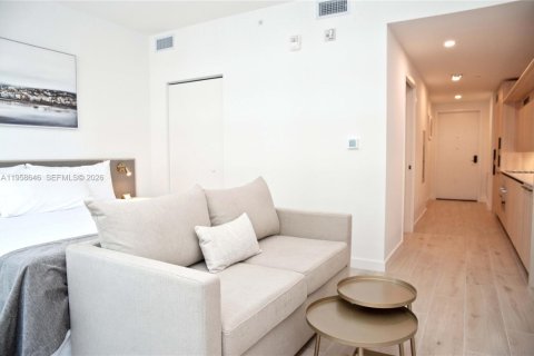 Copropriété à vendre à Miami, Floride: 36.42 m2 № 2019877 - photo 13