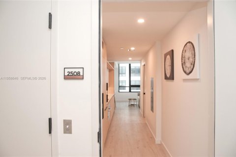 Copropriété à vendre à Miami, Floride: 36.42 m2 № 2019877 - photo 3