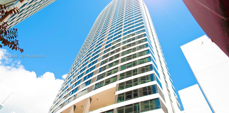 Studio à Condo à Miami, Floride  № 2019877