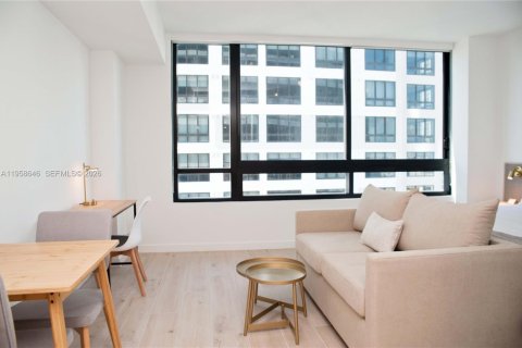 Copropriété à vendre à Miami, Floride: 36.42 m2 № 2019877 - photo 10