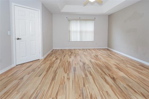 Casa en venta en Orlando, Florida, 4 dormitorios, 205.13 m2 № 1917332 - foto 21