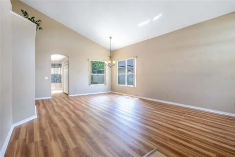 Casa en venta en Orlando, Florida, 4 dormitorios, 205.13 m2 № 1917332 - foto 6