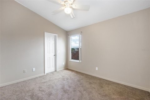 Casa en venta en Orlando, Florida, 4 dormitorios, 205.13 m2 № 1917332 - foto 28