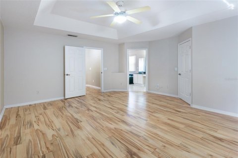 Casa en venta en Orlando, Florida, 4 dormitorios, 205.13 m2 № 1917332 - foto 20