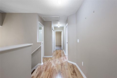 Casa en venta en Orlando, Florida, 4 dormitorios, 205.13 m2 № 1917332 - foto 19