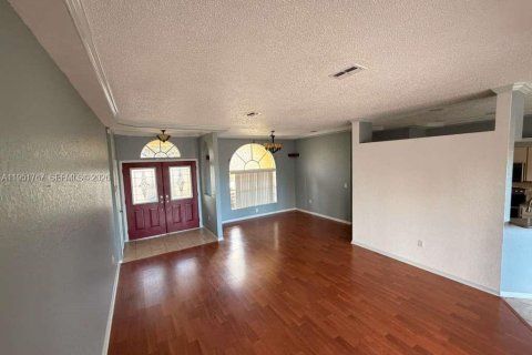 Купить виллу или дом в Спринг-Хилл, Флорида 3 спальни, № 2006220 - фото 12