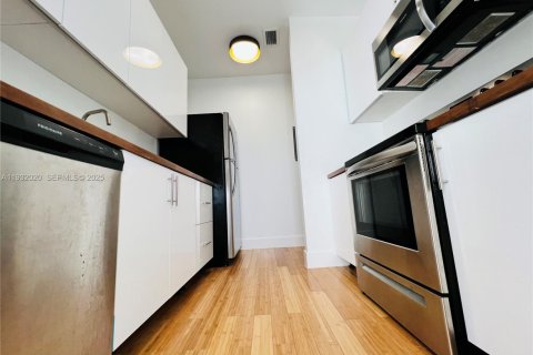 Appartement à louer à Miami Beach, Floride: 1 chambre, 83.61 m2 № 1990556 - photo 5