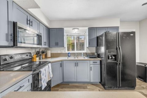 Apartamento en alquiler en Fort Lauderdale, Florida, 2 dormitorios, 92.9 m2 № 2274861 - foto 5