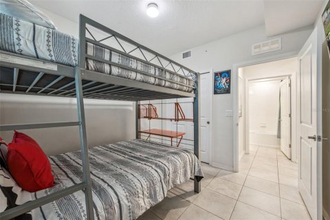 Купить кондоминиум в Киссимми, Флорида 5 комнат, 110.18м2, № 2213873 - фото 19