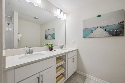 Купить кондоминиум в Киссимми, Флорида 5 комнат, 110.18м2, № 2213873 - фото 24