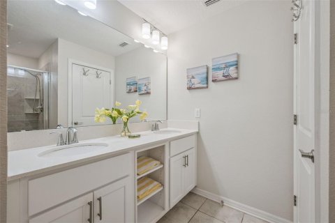 Купить кондоминиум в Киссимми, Флорида 5 комнат, 110.18м2, № 2213873 - фото 23