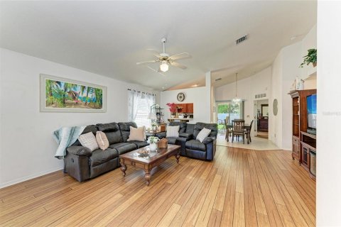Casa en venta en Saint Petersburg, Florida, 3 dormitorios, 123.56 m2 № 1914403 - foto 3