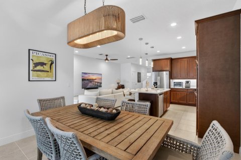 Townhouse in Deerfield Beach, Florida 3 bedrooms, 171.13 sq.m. № 2168570 - photo 16