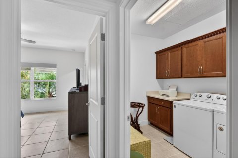 Townhouse in Deerfield Beach, Florida 3 bedrooms, 171.13 sq.m. № 2168570 - photo 29