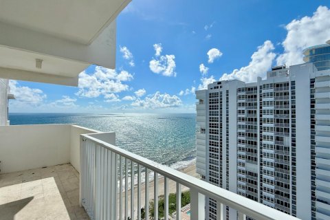 Copropriété à louer à Pompano Beach, Floride: 2 chambres, 145.86 m2 № 2402352 - photo 3