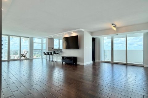 Copropriété à louer à Pompano Beach, Floride: 2 chambres, 145.86 m2 № 2402352 - photo 18