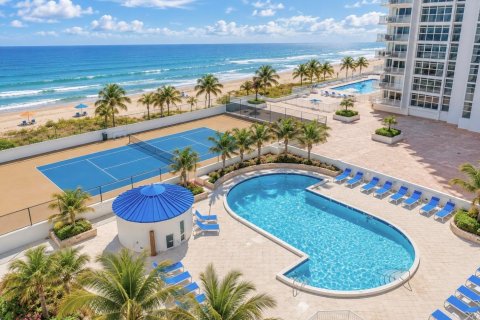 Copropriété à louer à Pompano Beach, Floride: 2 chambres, 145.86 m2 № 2402352 - photo 8