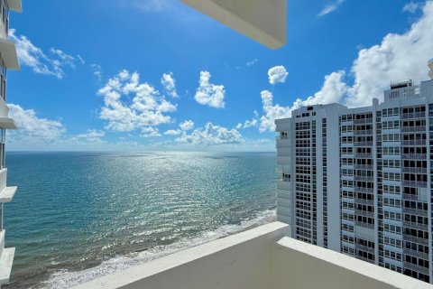 Copropriété à louer à Pompano Beach, Floride: 2 chambres, 145.86 m2 № 2402352 - photo 14