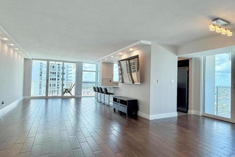 Copropriété à louer à Pompano Beach, Floride: 2 chambres, 145.86 m2 № 2402352 - photo 6