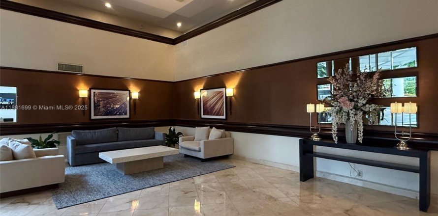 Condominio en Aventura, Florida, 2 dormitorios  № 2035428