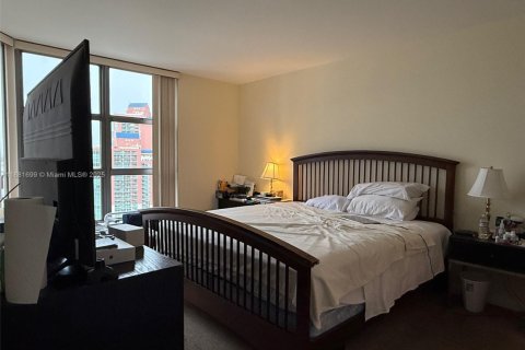 Condominio en venta en Aventura, Florida, 2 dormitorios, 109.72 m2 № 2035428 - foto 9