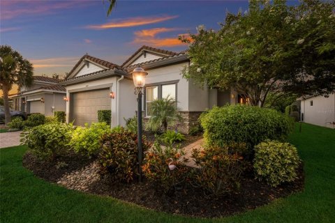 Villa ou maison à vendre à Lakewood Ranch, Floride: 4 chambres, 195.93 m2 № 2324956 - photo 3