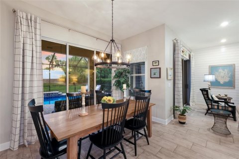 Villa ou maison à vendre à Lakewood Ranch, Floride: 4 chambres, 195.93 m2 № 2324956 - photo 11