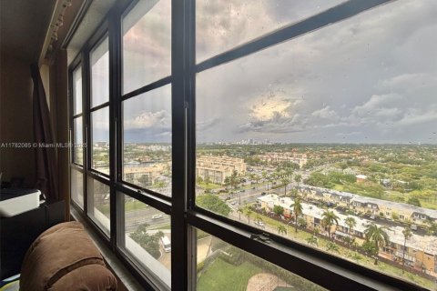 Condominio en venta en Hallandale Beach, Florida, 2 dormitorios, 130.06 m2 № 1937258 - foto 29