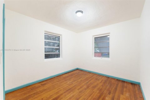 Купить виллу или дом в Майами, Флорида 3 спальни, 140.75м2, № 1864789 - фото 8