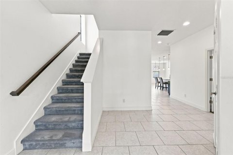 House in Land O' Lakes, Florida 4 bedrooms, 260.03 sq.m. № 2225437 - photo 15
