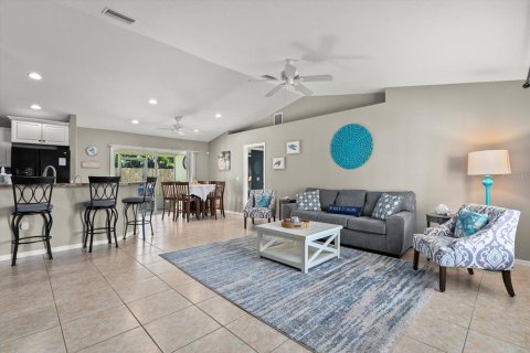 Villa ou maison à vendre à Venice, Floride: 3 chambres, 146.41 m2 № 1849628 - photo 4