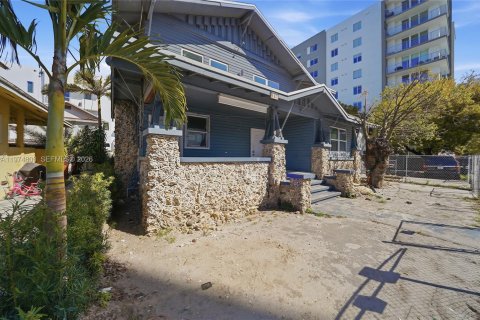 Купить земельный участок в Майами, Флорида № 2036109 - фото 4