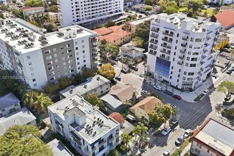 Купить земельный участок в Майами, Флорида № 2036109 - фото 16