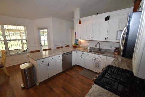 House in Port St. Lucie, Florida 3 bedrooms, 192.77 sq.m. № 2084142 - photo 6