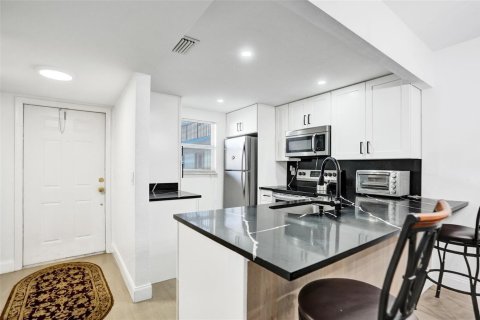 Купить кондоминиум в Маргит, Флорида 1 комната, 67.35м2, № 2241377 - фото 23
