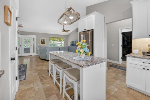 House in Summerfield, Florida 3 bedrooms, 151.99 sq.m. № 2124320 - photo 9