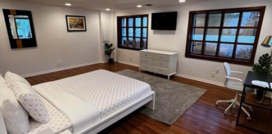 Villa ou maison à Lantana, Floride 6 chambres, 592.9 m2 № 1009554