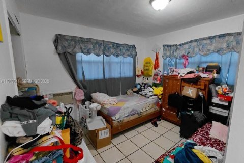 Casa en venta en Miami, Florida, 4 dormitorios, 155.52 m2 № 2029767 - foto 7