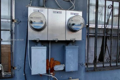 Casa en venta en Miami, Florida, 4 dormitorios, 155.52 m2 № 2029767 - foto 11