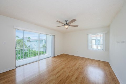 Copropriété à louer à Clearwater, Floride: 2 chambres, 100.98 m2 № 2165923 - photo 11