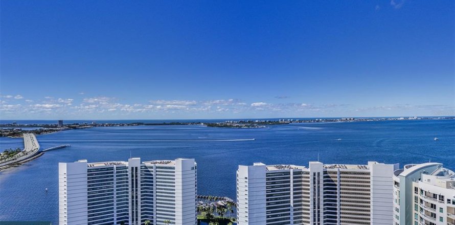 Condo in Sarasota, Florida, 3 bedrooms  № 1773825