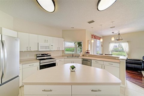 Casa en venta en Punta Gorda, Florida, 3 dormitorios, 215.35 m2 № 2384173 - foto 16