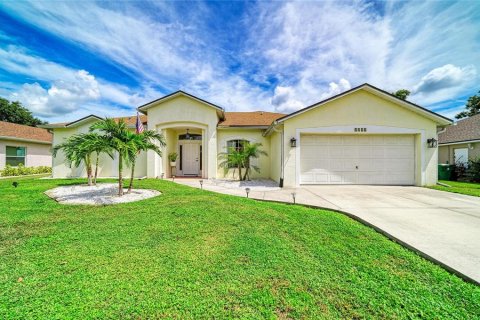 Casa en Punta Gorda, Florida 3 dormitorios, 215.35 m2 № 2384173