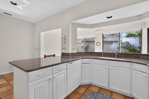 Villa ou maison à vendre à Stuart, Floride: 2 chambres, 144.65 m2 № 2439385 - photo 9