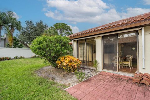 Villa ou maison à vendre à Stuart, Floride: 2 chambres, 144.65 m2 № 2439385 - photo 29