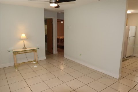 Villa ou maison à vendre à Tampa, Floride: 2 chambres, 87.7 m2 № 1898661 - photo 7