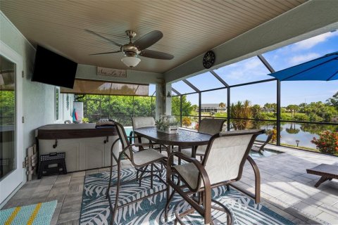 House in Rotonda, Florida 3 bedrooms, 139.54 sq.m. № 1823263 - photo 18
